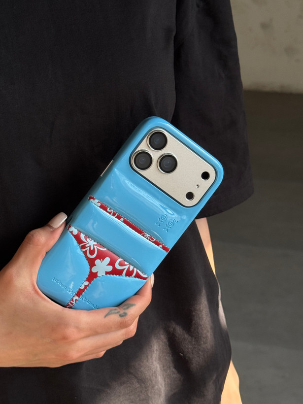 قاب پافری آبی طرح بیکینی مخصوص آیفون 17 پرو مکس | Blue Puffer Bikini Case for iPhone 17 Pro Max